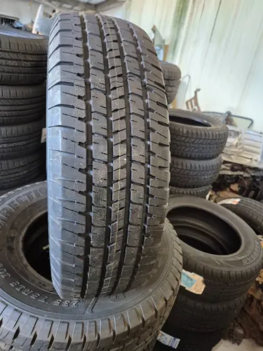 Pneu aro 15 235 75 15 Goodyear direction novo original com garantia e nota fiscal.