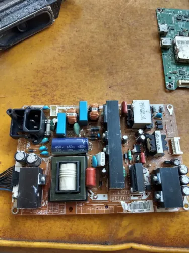 placas tv sansung LN32C400E4M