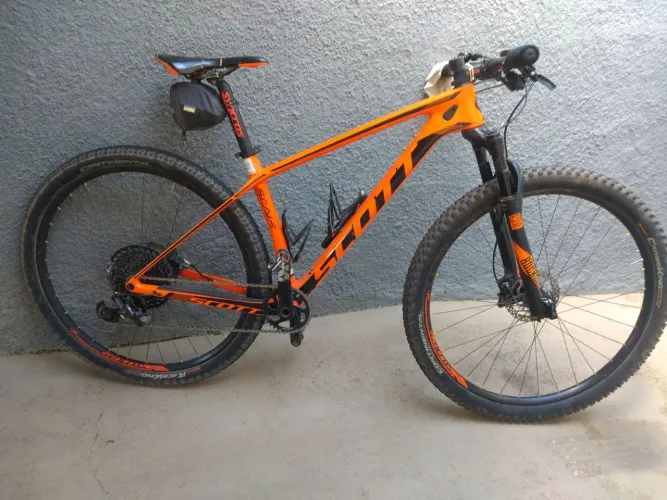 Montain bike Scott 