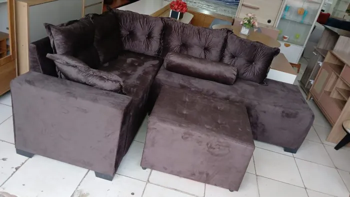 Sofá Aurora com puff - Novos