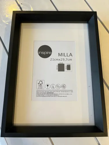Moldura Milla 21cmx29,7cm preta 