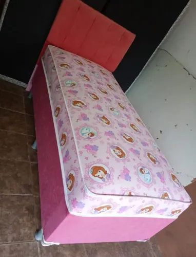 Cama personalizada infantil 400$