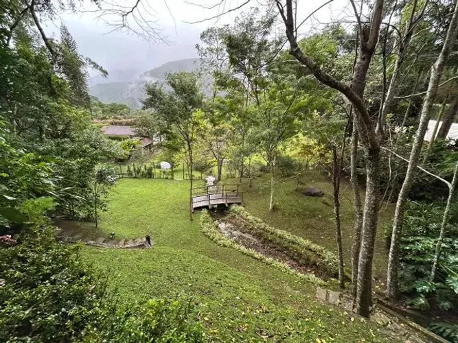 CASA EM CONDOMÍNIO EM ARARAS