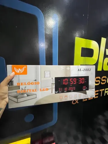 Promoção Relógio De Parede Painel LED Digital 32cm Altomex AL-2883