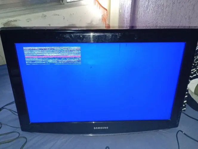 Tv Samsung 26 polegadas com defeito 