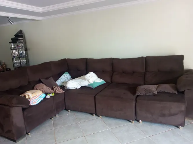 Sofá retrátil e reclinável 