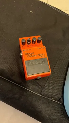 Pedal de Distorção Boss MD-2
