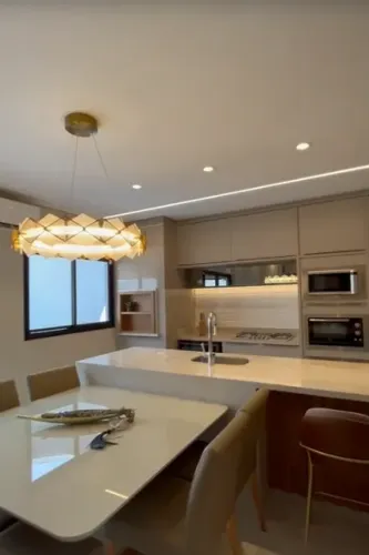 Sobrado mobiliado Vila Industrial - Toledo