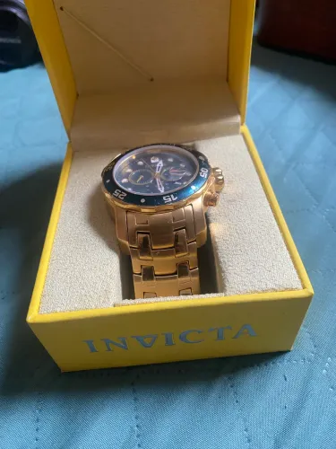 Relógio invicta  0075