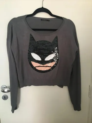 Malha com batman em paetes da ellus 