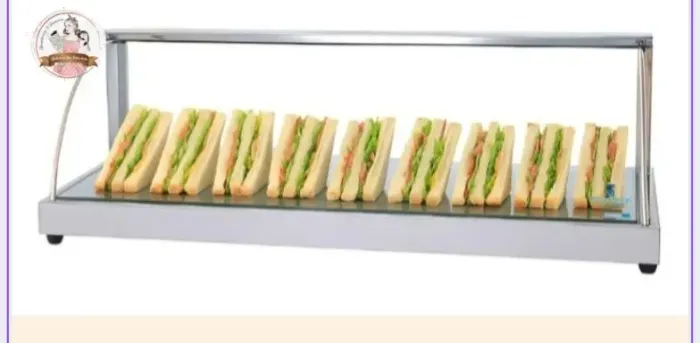 Vitrine fria para lanchonete, medindo 0,98x0,35x0 28, tratar pelo zap *.-