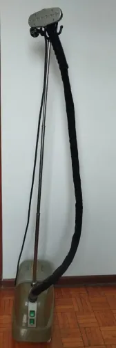 Ferro de passar roupa a vapor Steamer