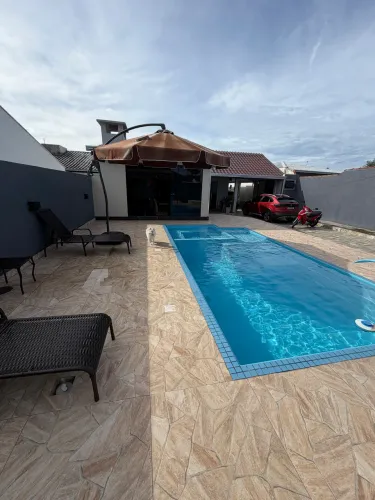 CASA COM PISCINA À VENDA - BALNEÁRIO RIVIERA | MATINHOS