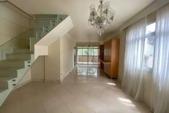 Cobertura com 5 Quartos para alugar, 325m² - Buritis