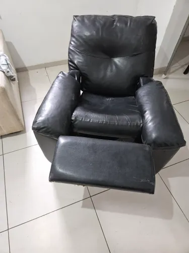 Cadeira do papai reclinável super confortável e larga.
