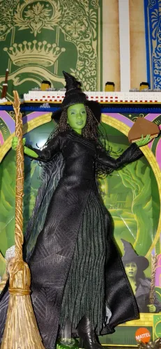 Boneca Wicked Elphaba