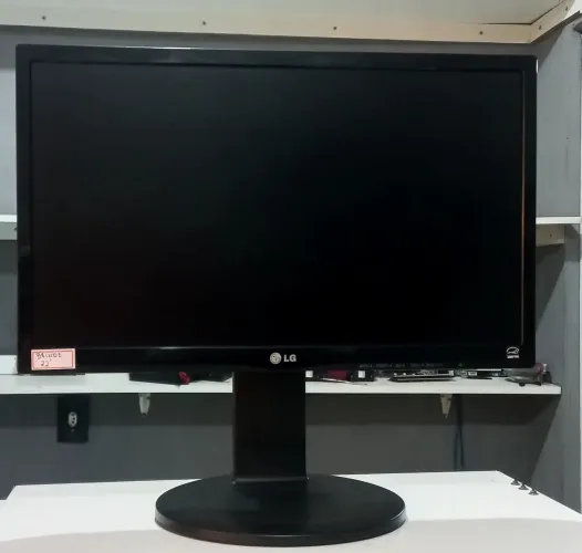 Monitor 19 polegadas por apenas 100 reais com garantia