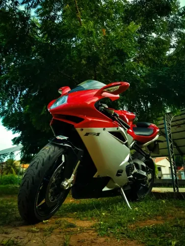MVAGUSTA F4