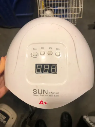 Cabine UV LED SUN X5 Plus para unhas em gel