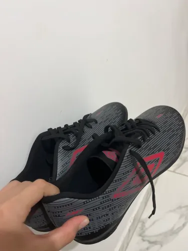 Chuteira Society Umbro Fast