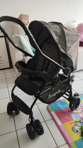 Carrinho de bebê Burigotto Rio K