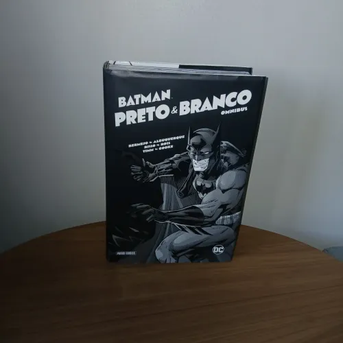 HQ Omnibus Batman , Preto e Branco