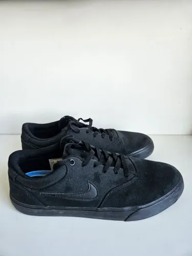 Tênis Nike Chron 2
