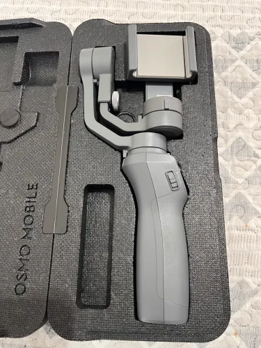 Dji Osmo Mobile 2 Estabilizador De Video Para Celular Cor Cinza