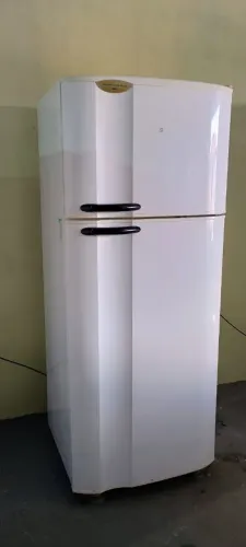 Geladeira Eletrolux DF46