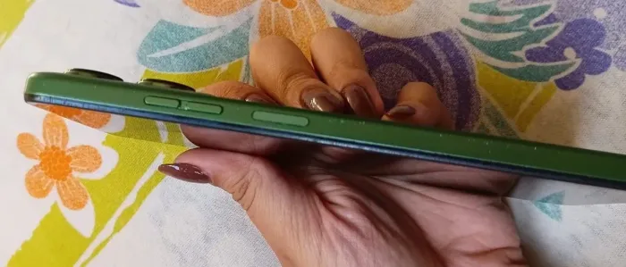 Vendo moto g35 5g 128g