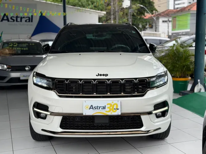 Jeep Commander Black Hurricane 2.0 4X4 TB AUT 2025