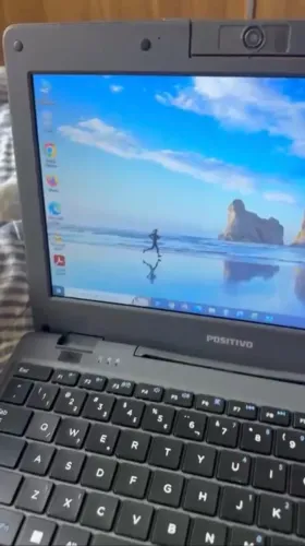 Notebook Positivo 4gb RAM 150 HD