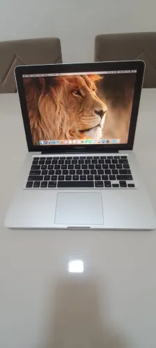 MacBook Pro 13" (Modelo A1278) - Intel Core i7 | Excelente Estado