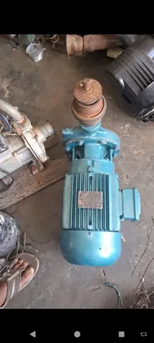 Vende bomba de água moto 5 cv 