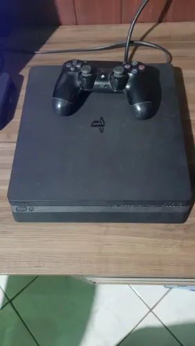 PS4 Slim 1TB + 4 Jogos Mídia Física /controle original com defeito