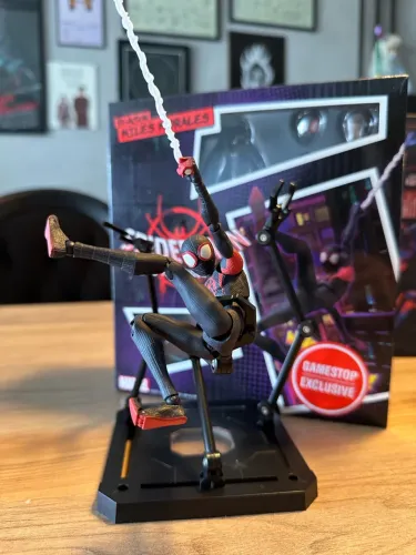 SV Action Miles Morales (Spiderverse) Mafex