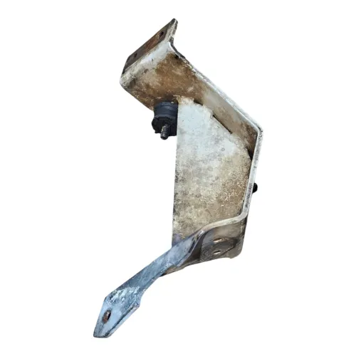 suporte radiador lado direito Mercedes-Benz 914 1995