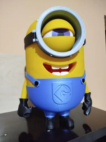Minion Stuart 15Cm Altura Articulável Pálpebra e Globo