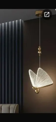Luminária de borboleta