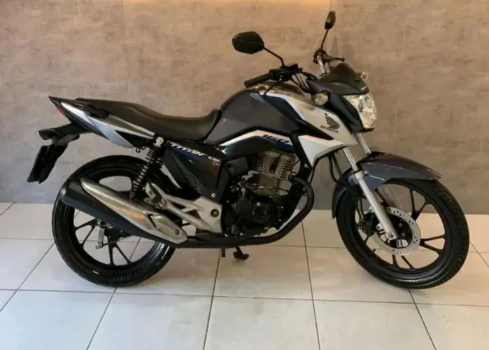 Titan 160 Novinha 