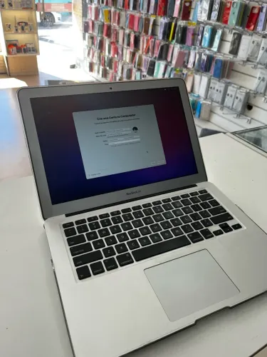 MacBook Air m2 2017