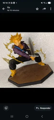 Action Figure Future Trunks Super Saiyajin - Dragon Ball Z - Estátua com Base e Efeito
