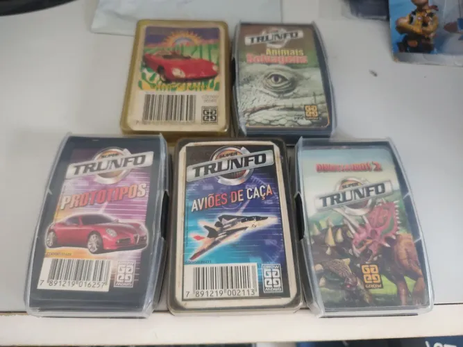Super trunfo lote de 5 :Carros italianos, animais selvagens, etc