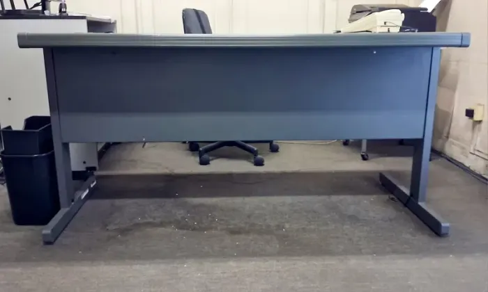 Mesa de Escritório Cinza