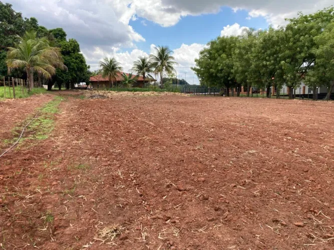 Terreno próximo ao Pesqueiro Guarinão