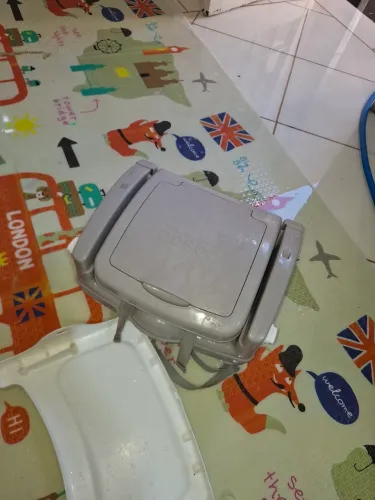 Cadeira de alimentação
