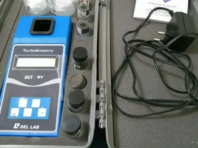 Turbidimetro Del Lab semi novo