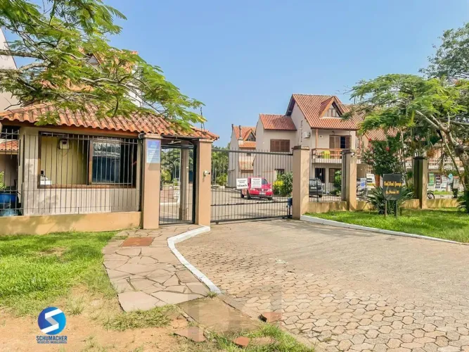 Casa em Condomínio em Guarujá