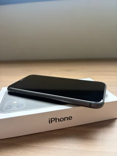 iPhone 11 64GB