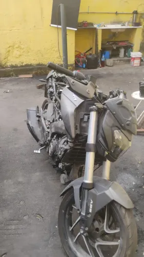 Bajaj dominar D400 T
